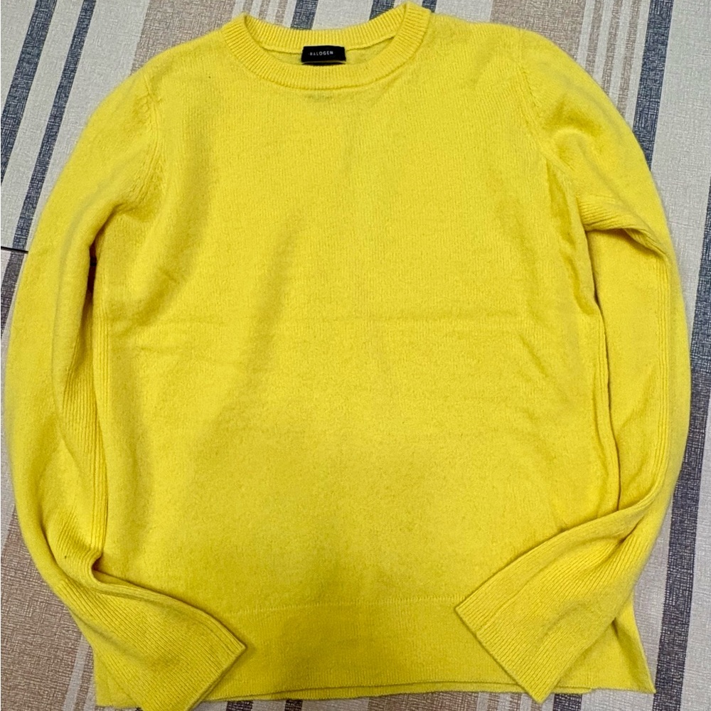 Halogen Cashmere Crewneck Sweater in Vibrant Yellow
